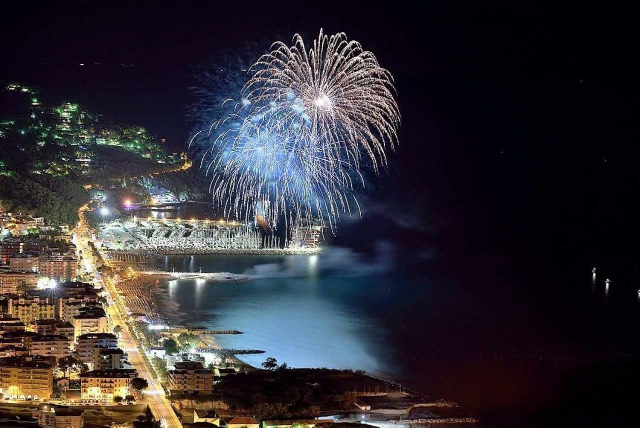Sapore Di Sale Apartamento Marina dʼMarina dʼAndora Exterior foto