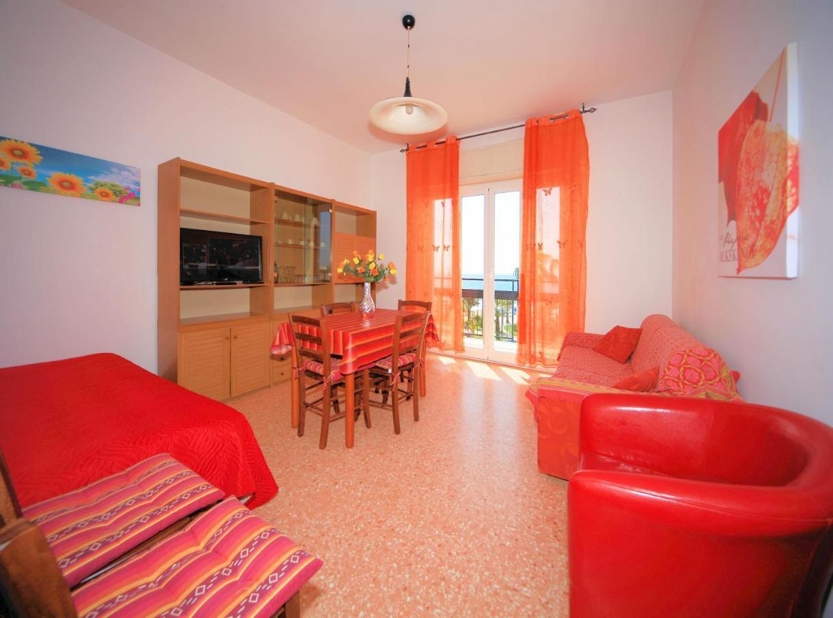 Sapore Di Sale Apartamento Marina dʼMarina dʼAndora Exterior foto